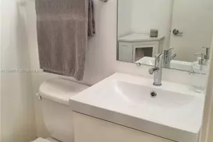 601 NE 36th St, Miami, FL 33137 - Photo 27