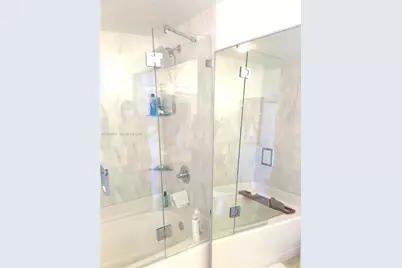 601 NE 36th St #1208, Miami, FL 33137 - Photo 21