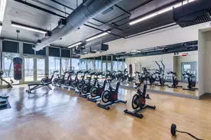 601 NE 36th St, Miami, FL 33137 - Photo 31