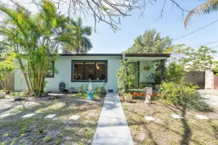 1440 NE 148th St, Miami, FL 33161 - Photo 1