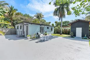 1440 NE 148th St, Miami, FL 33161 - Photo 19