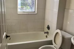 12124 NE 5th Ave, North Miami, FL 33161 - Photo 5