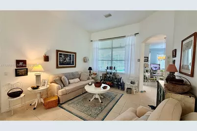 608 SW Chesapeake Ct, Port Saint Lucie, FL 34986 - Photo 7