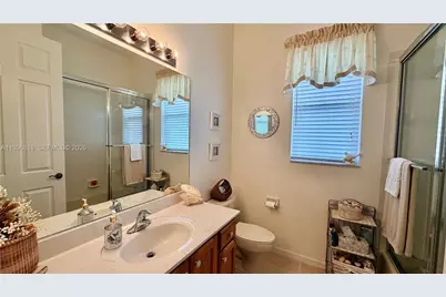 608 SW Chesapeake Ct, Port Saint Lucie, FL 34986 - Photo 27