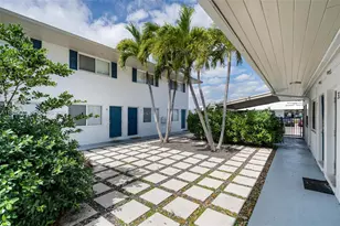 730 NE 128th St, North Miami, FL 33161 - Photo 11