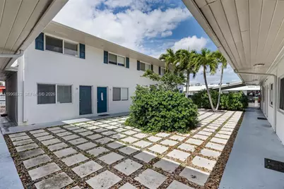 730 NE 128th St #9, North Miami, FL 33161 - Photo 9