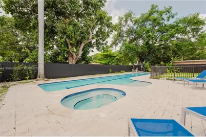 13236 NE 4th Ave, North Miami, FL 33161 - Photo 15