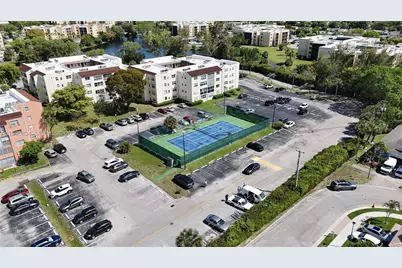 2861 Somerset Dr #301, Lauderdale Lakes, FL 33311 - Photo 7