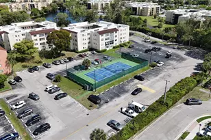 2861 Somerset Dr, Lauderdale Lakes, FL 33311 - Photo 7