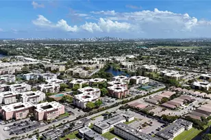 2861 Somerset Dr, Lauderdale Lakes, FL 33311 - Photo 11