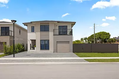 321 NW 13th Pl, Florida City, FL 33034 - Photo 3