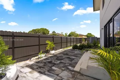 321 NW 13th Pl, Florida City, FL 33034 - Photo 7