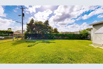1560 NE 12th St, Homestead, FL 33033 - Photo 39