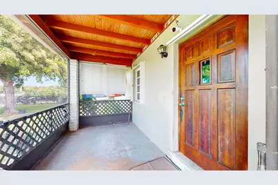 1560 NE 12th St, Homestead, FL 33033 - Photo 3