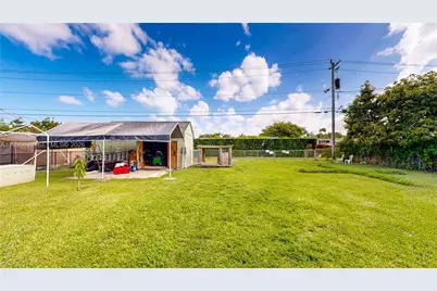 1560 NE 12th St, Homestead, FL 33033 - Photo 37
