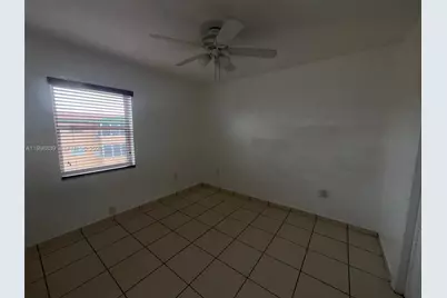 120 Royal Palm Rd #301, Hialeah Gardens, FL 33016 - Photo 15