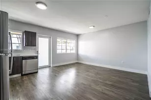 331 85th St, Miami Beach, FL 33141 - Photo 5