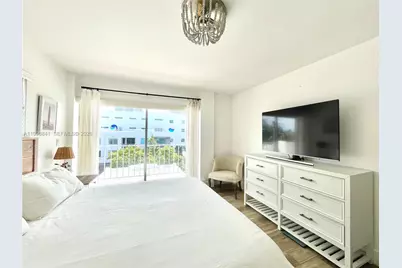 221 Meridian Ave #507, Miami Beach, FL 33139 - Photo 15