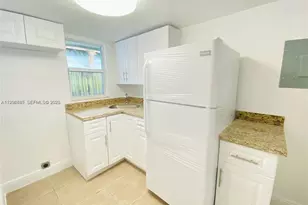 2996 NW 93rd St, Miami, FL 33147 - Photo 3