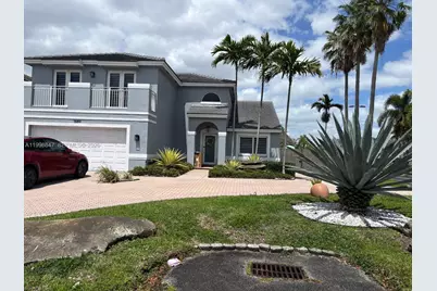 15891 SW 76th St, Miami, FL 33193 - Photo 1