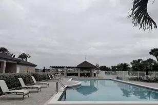 19712 NW 82nd Pl, Hialeah, FL 33015 - Photo 23