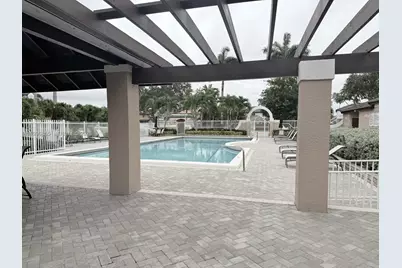 19712 NW 82nd Pl, Hialeah, FL 33015 - Photo 25