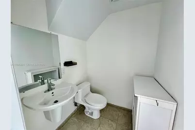 60 SW 13th St #1611, Miami, FL 33130 - Photo 11