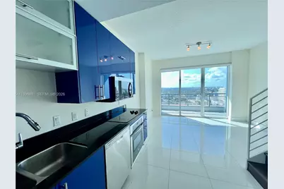 60 SW 13th St #1611, Miami, FL 33130 - Photo 1