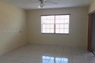 19712 NW 82nd Pl, Hialeah, FL 33015 - Photo 21