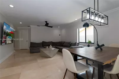 4901 SW 101st Ave, Miami, FL 33165 - Photo 7