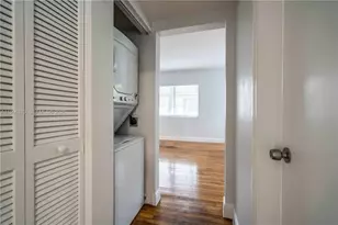 1007 Bay Dr, Miami Beach, FL 33141 - Photo 13