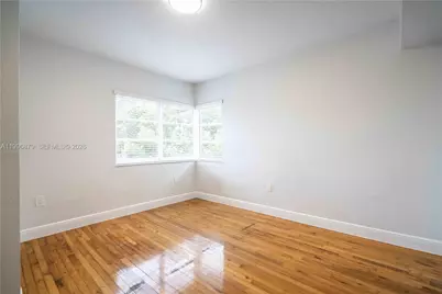 1007 Bay Dr #201, Miami Beach, FL 33141 - Photo 9