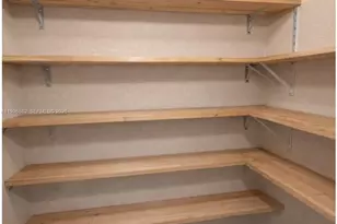 7663 W 36th Ave, Hialeah, FL 33018 - Photo 9