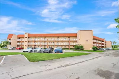 9041 Sunrise Lakes Blvd #106, Sunrise, FL 33322 - Photo 9