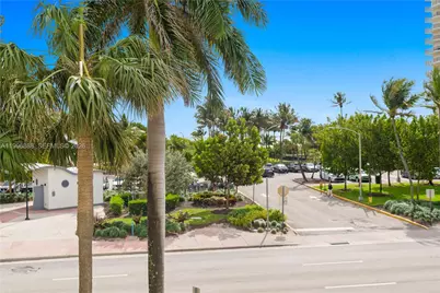 6450 Collins Ave #204, Miami Beach, FL 33141 - Photo 31