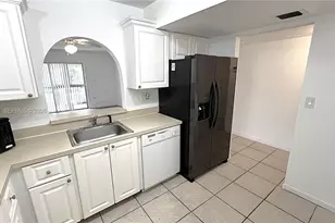 711 N Pine Island Rd, Plantation, FL 33324 - Photo 15