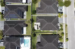 23552 SW 107th Pl, Homestead, FL 33032 - Photo 7