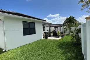 23552 SW 107th Pl, Homestead, FL 33032 - Photo 25