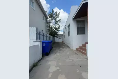 634 SW 10th Ave, Miami, FL 33130 - Photo 5