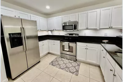 11503 NW 89 St #218, Doral, FL 33178 - Photo 5