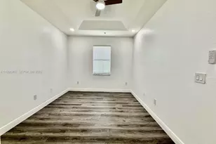 11503 NW 89th St, Doral, FL 33178 - Photo 19