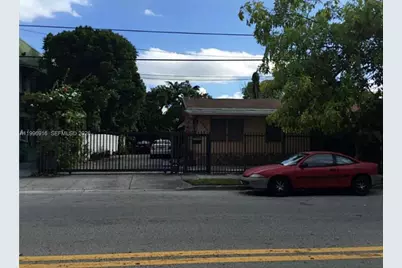 2528 SW 16th St, Miami, FL 33145 - Photo 1