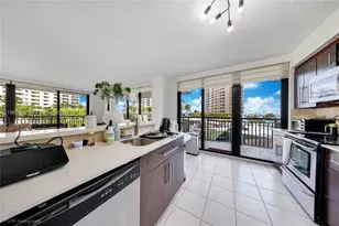 540 Brickell Key Dr, Miami, FL 33131 - Photo 11