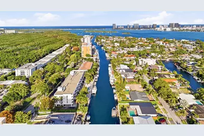 2370 NE 135th St #405, North Miami, FL 33181 - Photo 49