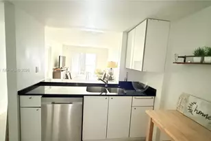 6801 Harding Ave, Miami Beach, FL 33141 - Photo 9