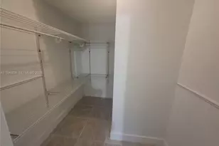 1275 W 35th St, Hialeah, FL 33012 - Photo 21