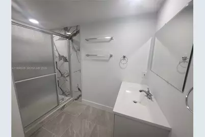 1275 W 35th St #29B, Hialeah, FL 33012 - Photo 23