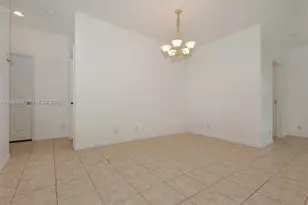 1877 Aspen Ln, Weston, FL 33327 - Photo 5