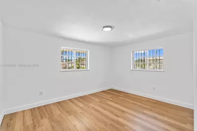 361 E 39th St #1, Hialeah, FL 33013 - Photo 9