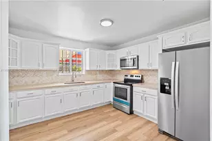 361 E 39th St, Hialeah, FL 33013 - Photo 17